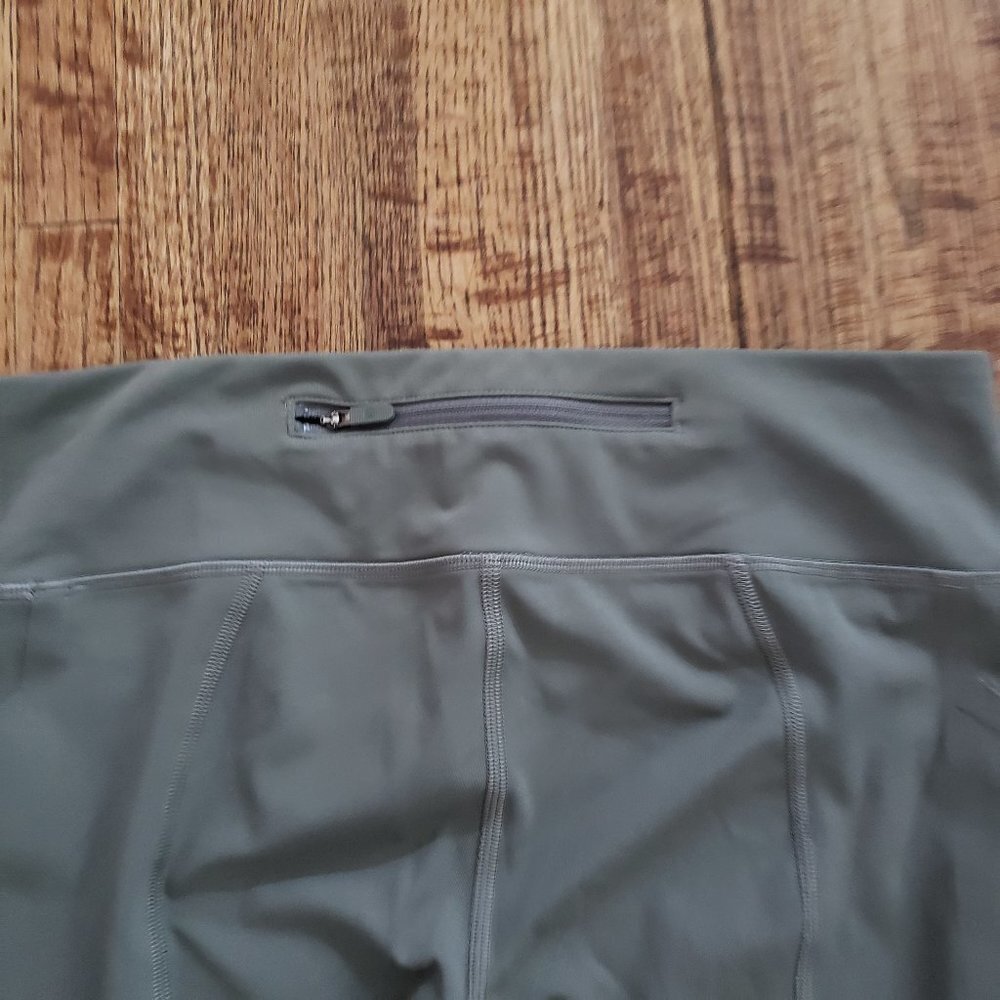 Lululemon Pace Rival Crop - Picture 9 of 12